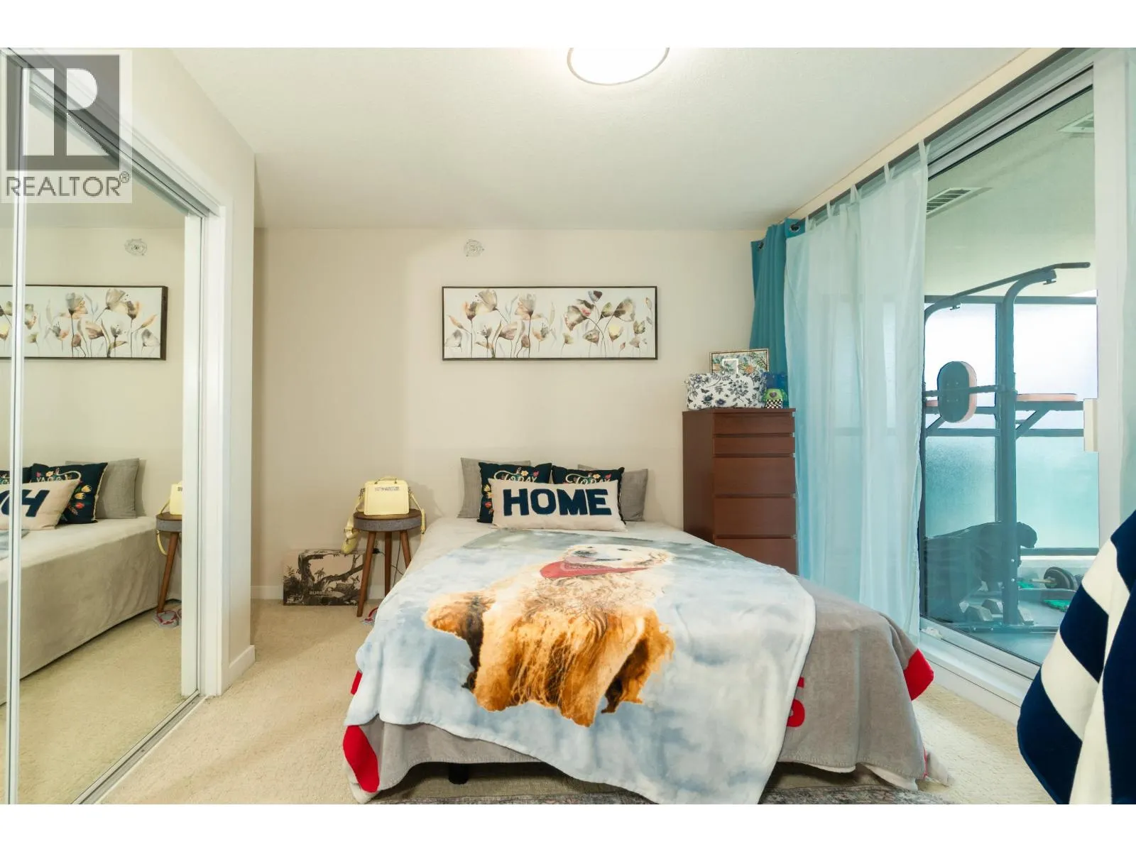 1901 2200 DOUGLAS ROAD