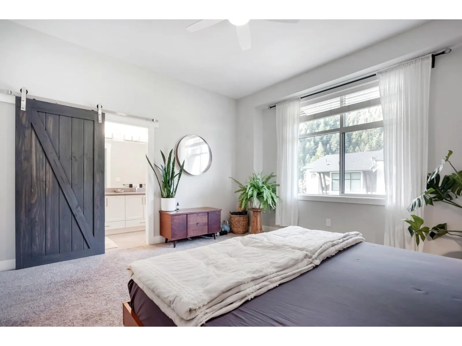 33 386 PINE AVENUE|Harrison Hot Springs