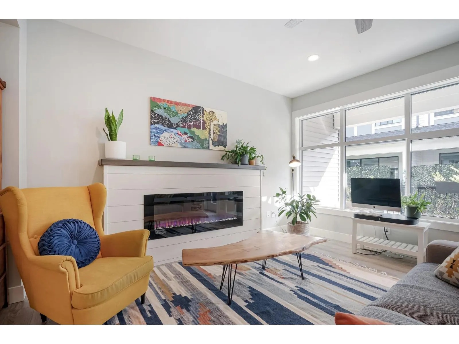 33 386 PINE AVENUE|Harrison Hot Springs