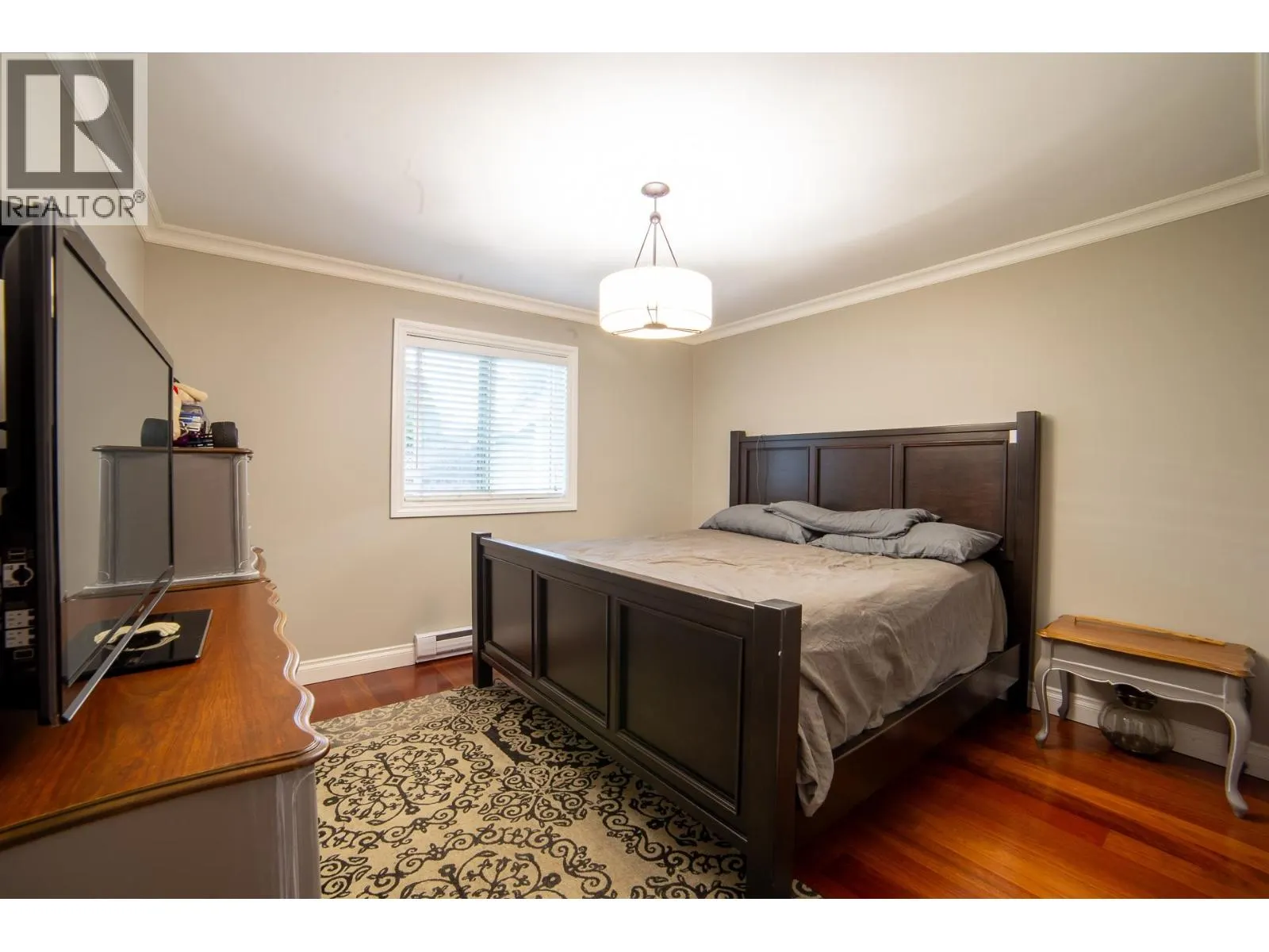 5346 HAZEL COURT