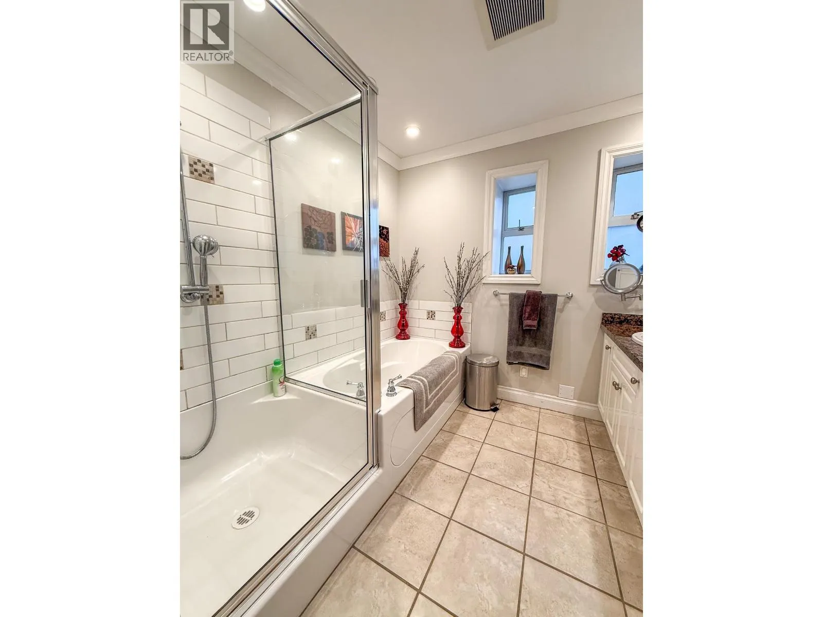 5346 HAZEL COURT