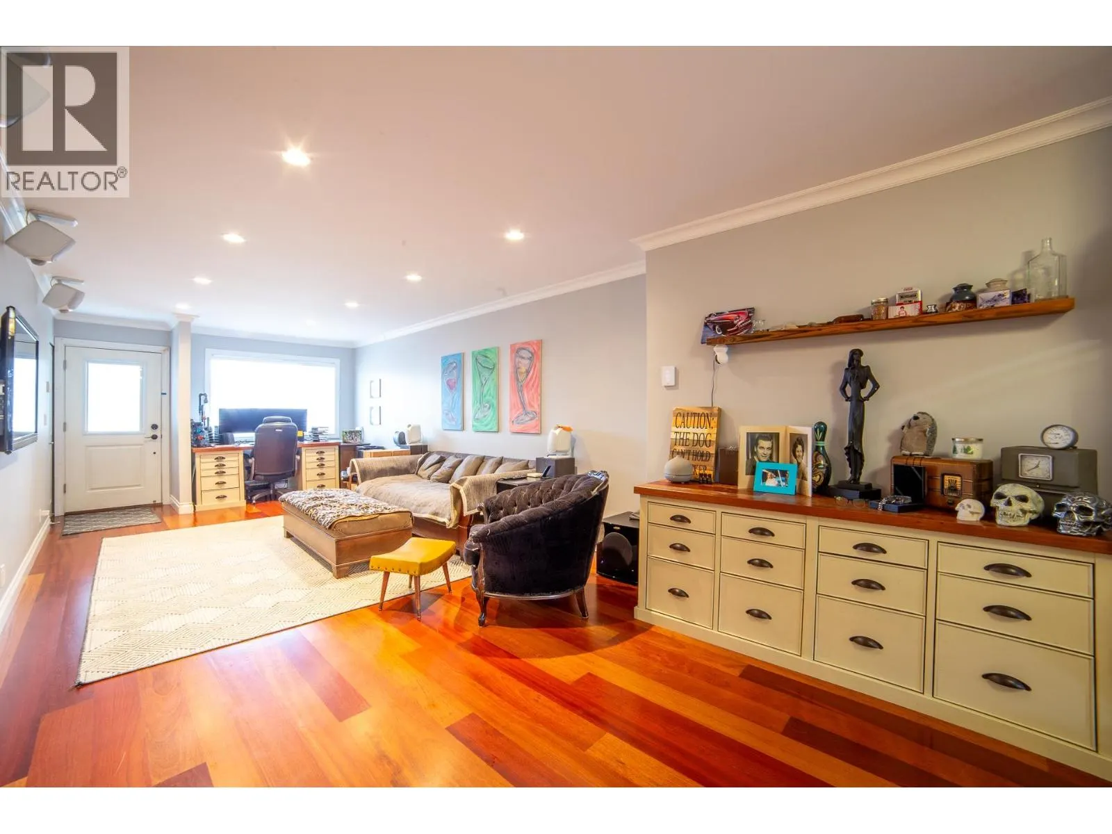 5346 HAZEL COURT