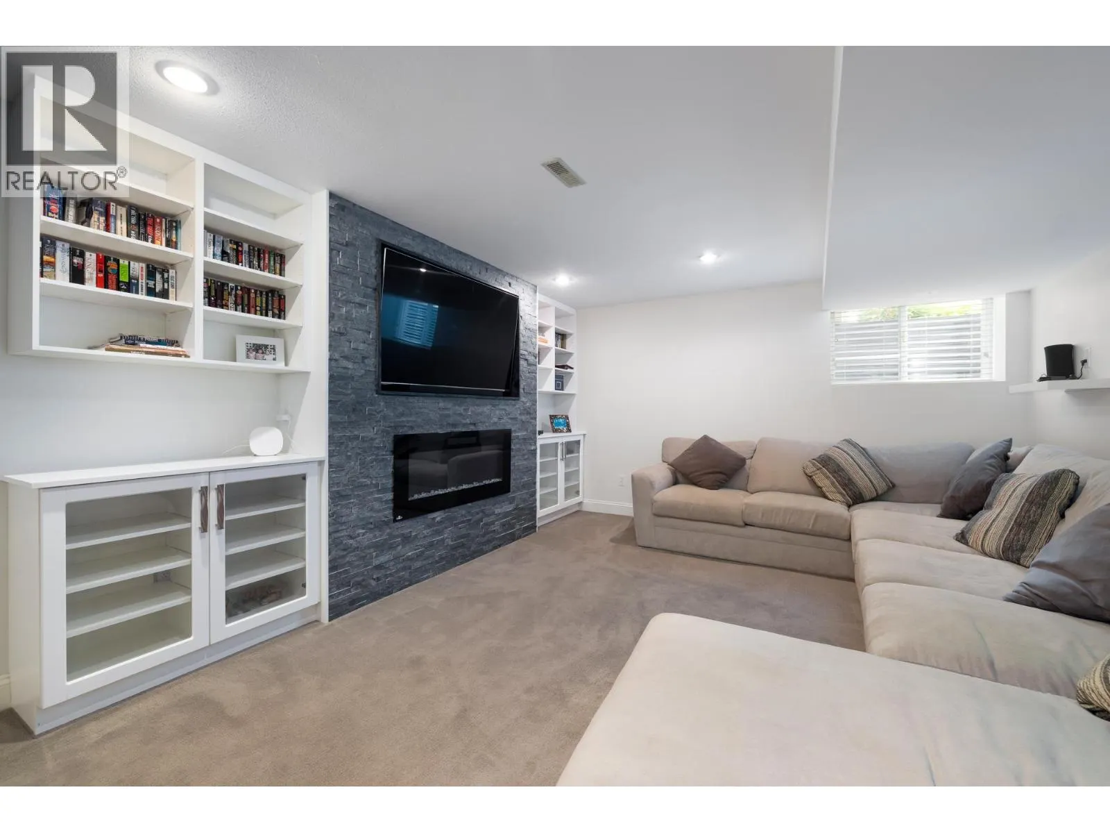 118 CHESTNUT COURT