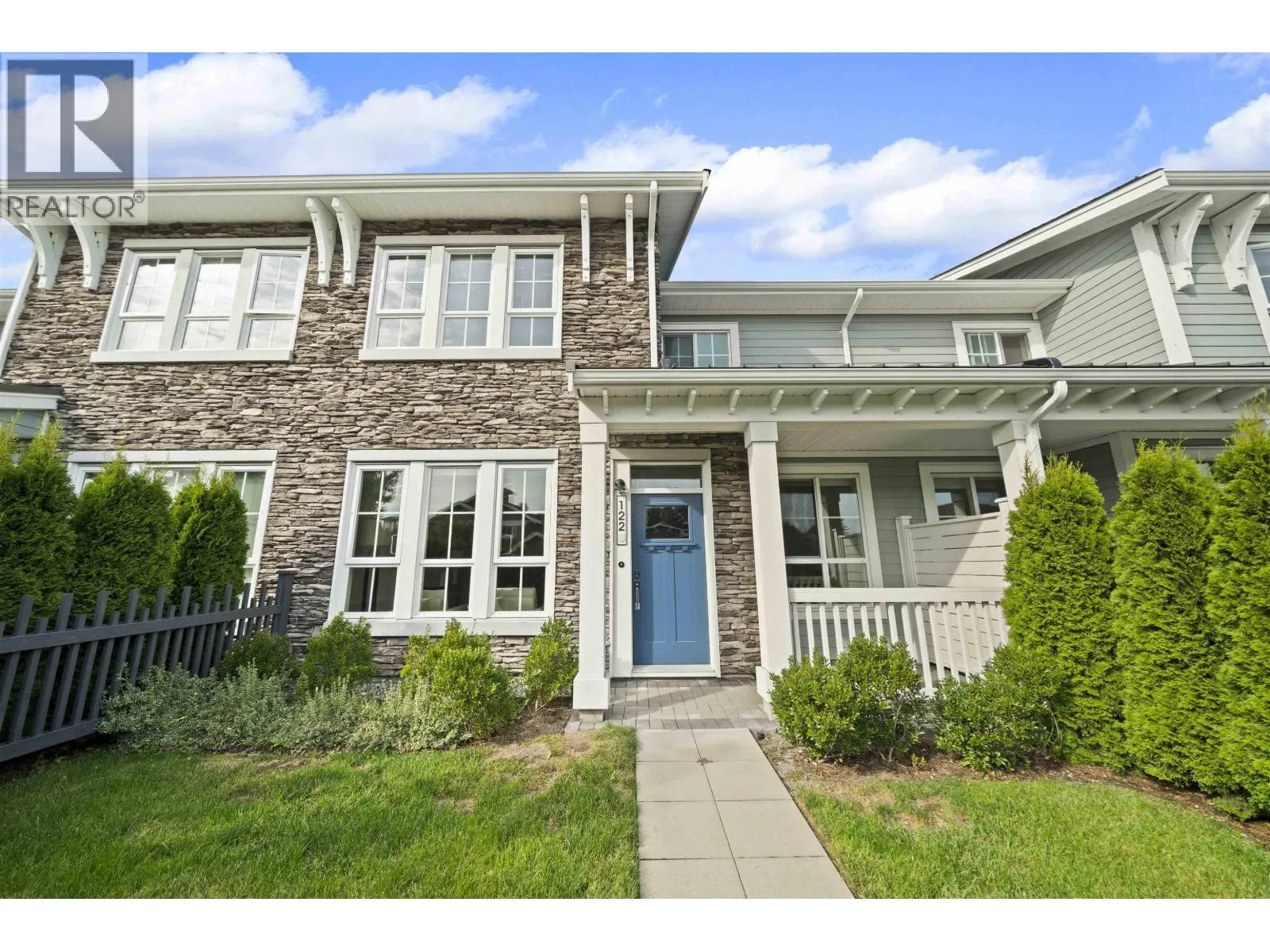 122 5311 ADMIRAL WAY