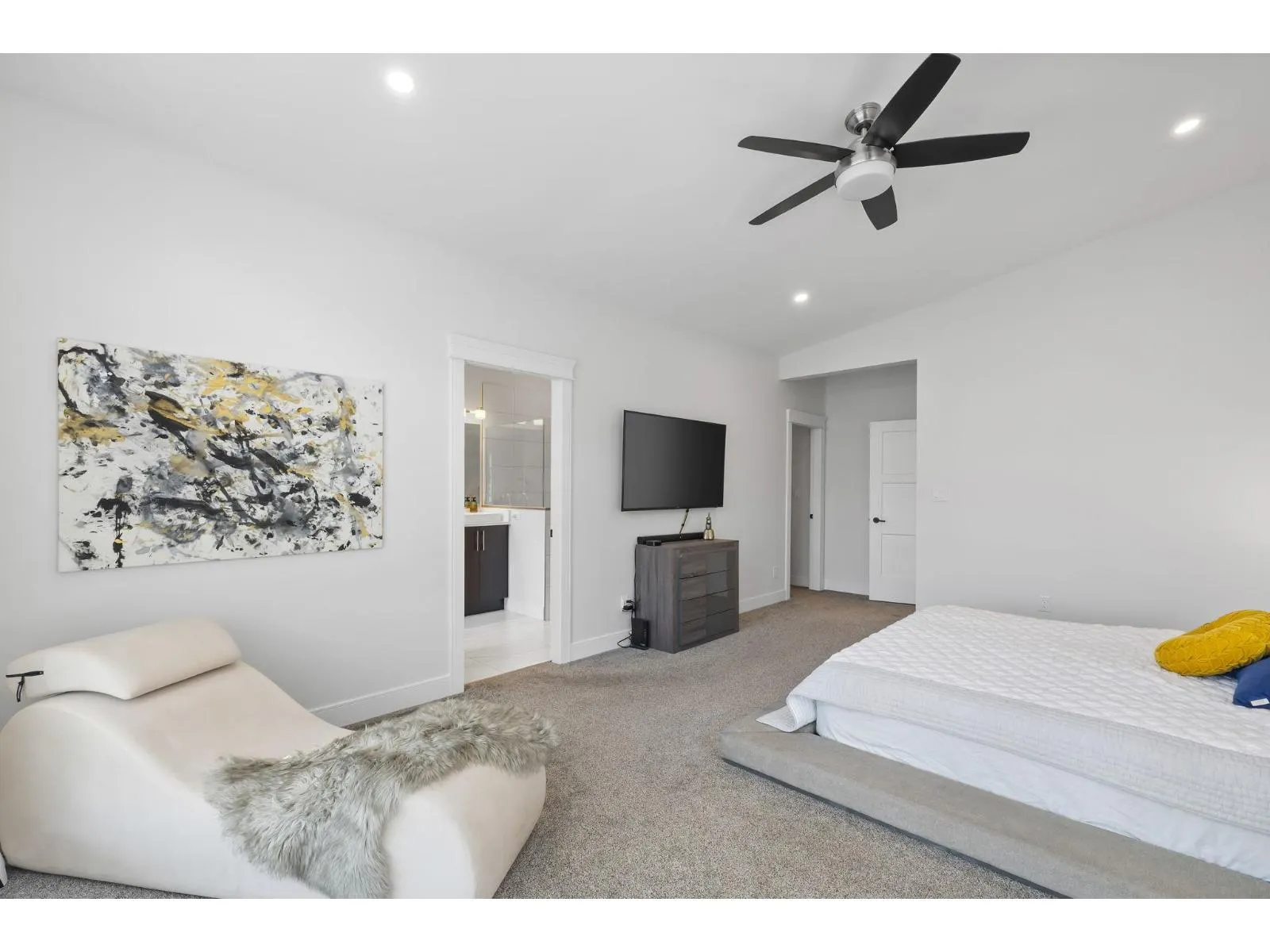47208 SWALLOW PLACE|Little Mountain