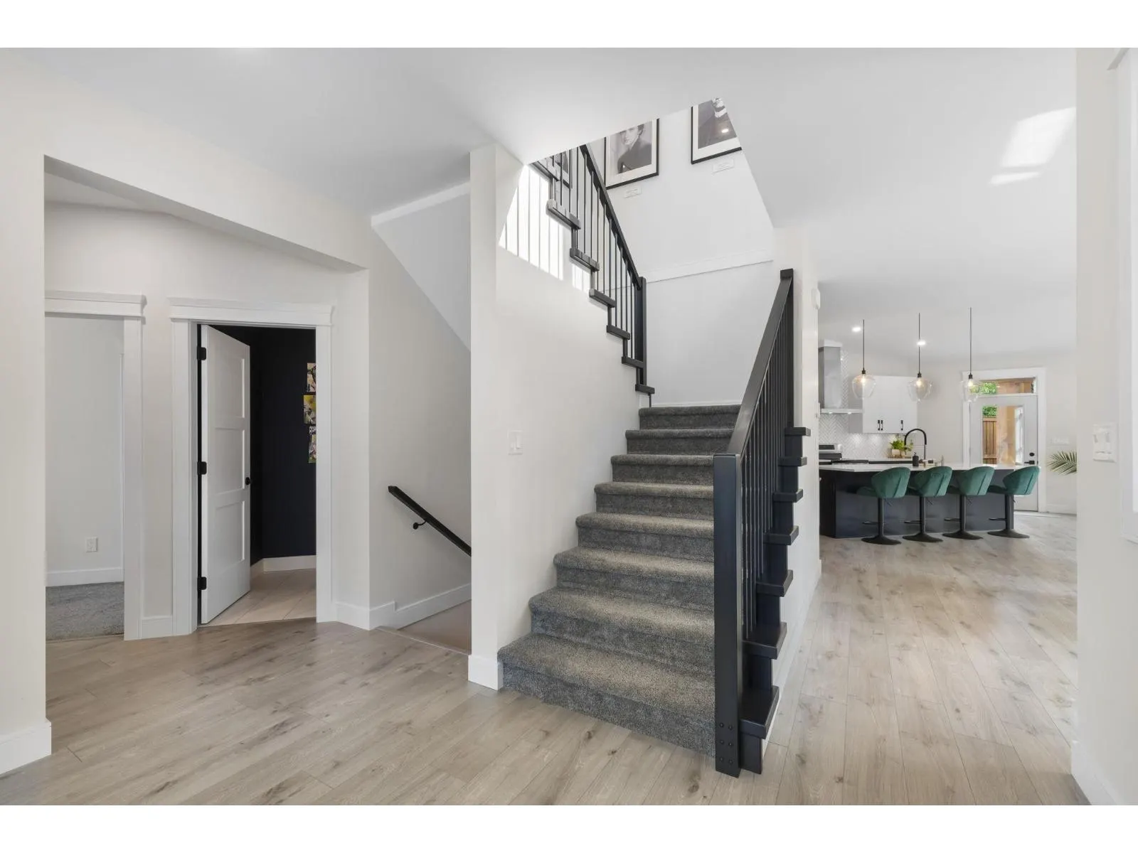 47208 SWALLOW PLACE|Little Mountain
