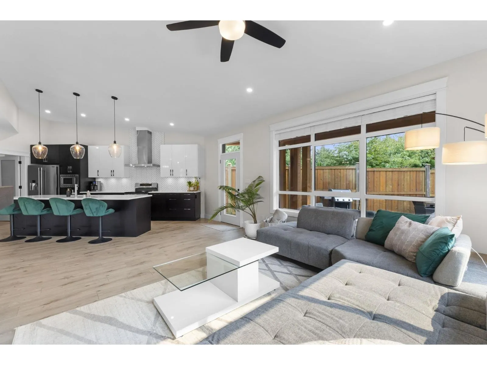 47208 SWALLOW PLACE|Little Mountain