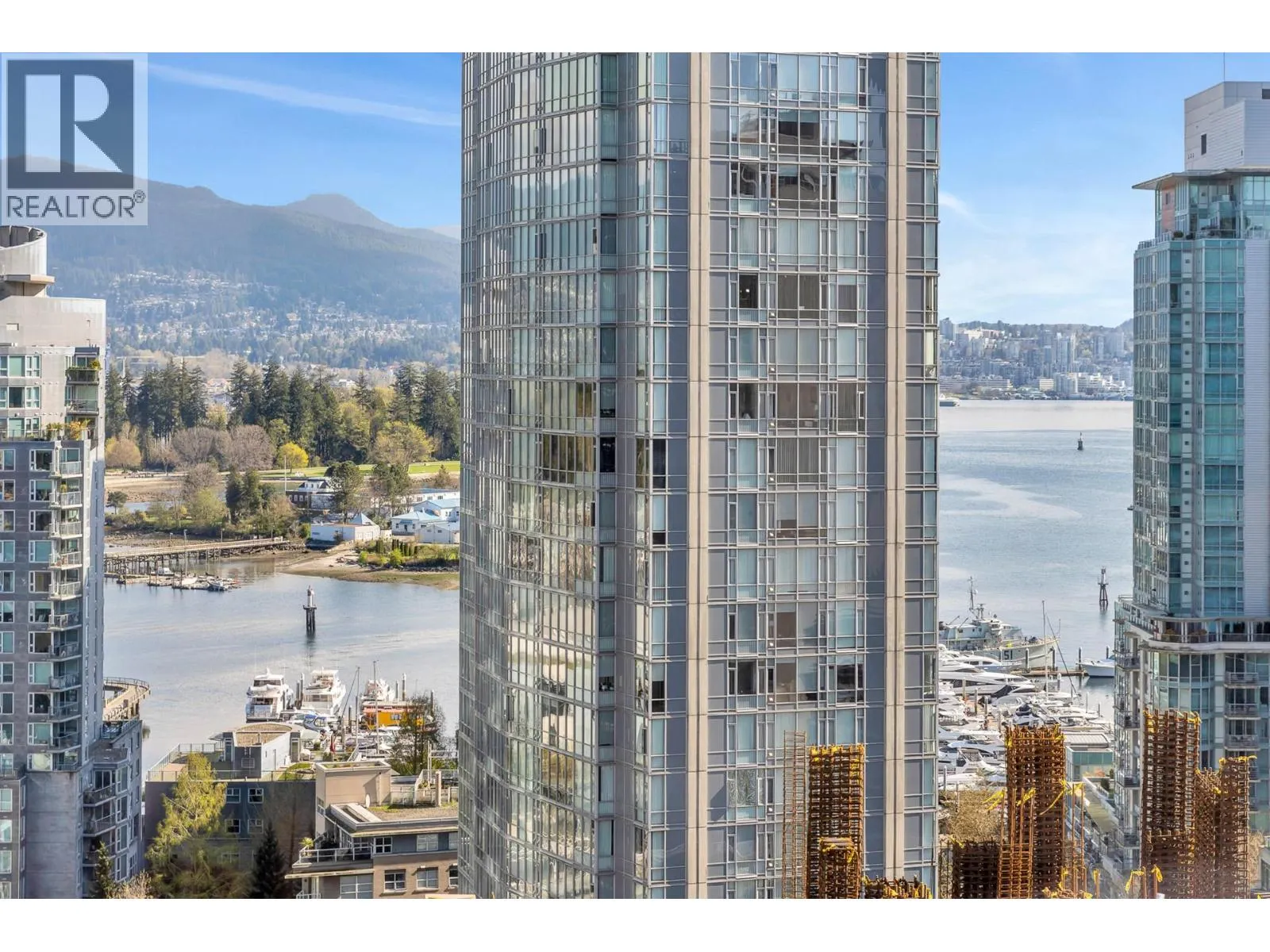 11A 1500 ALBERNI STREET