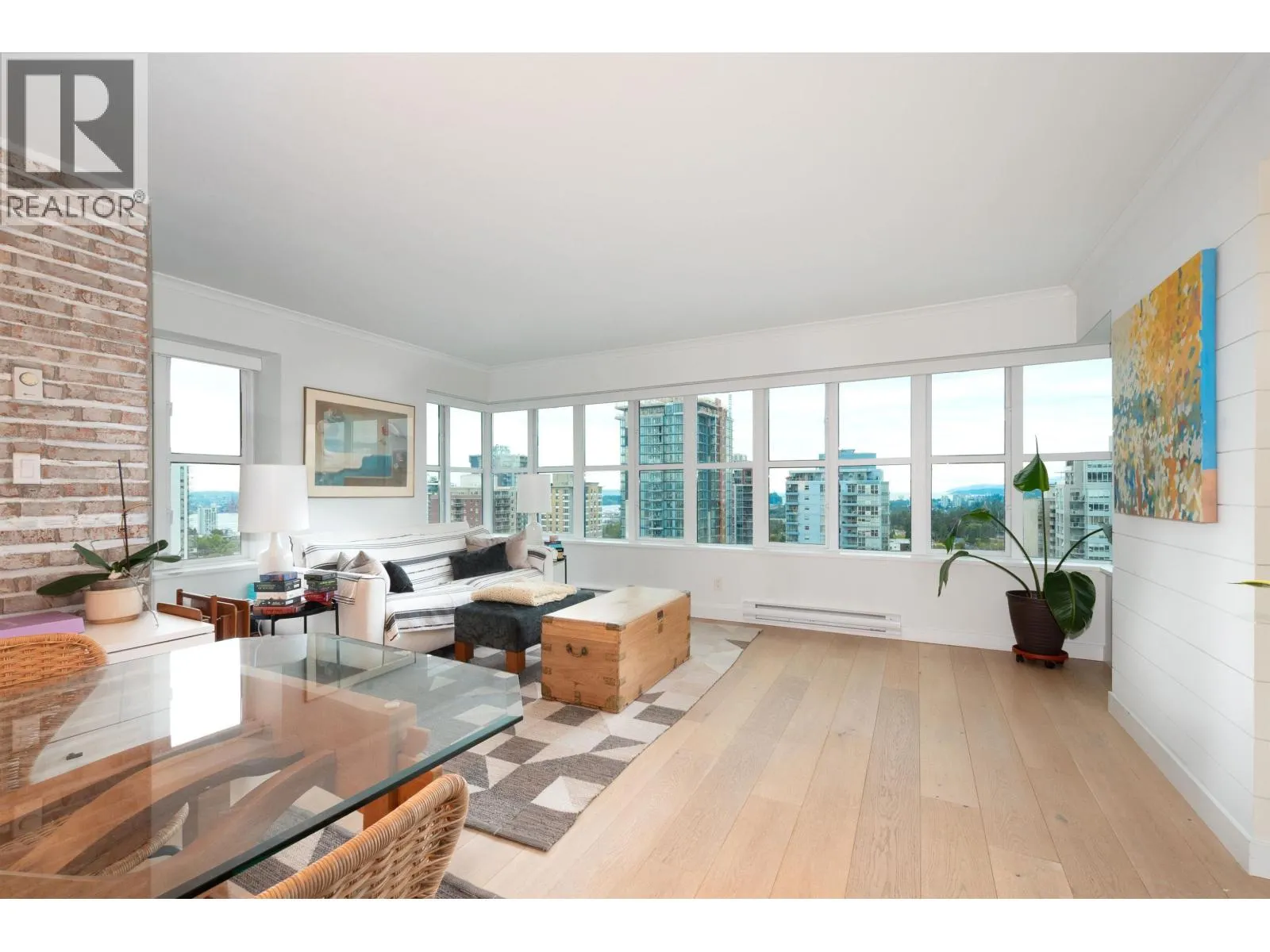 1504 1555 EASTERN AVENUE