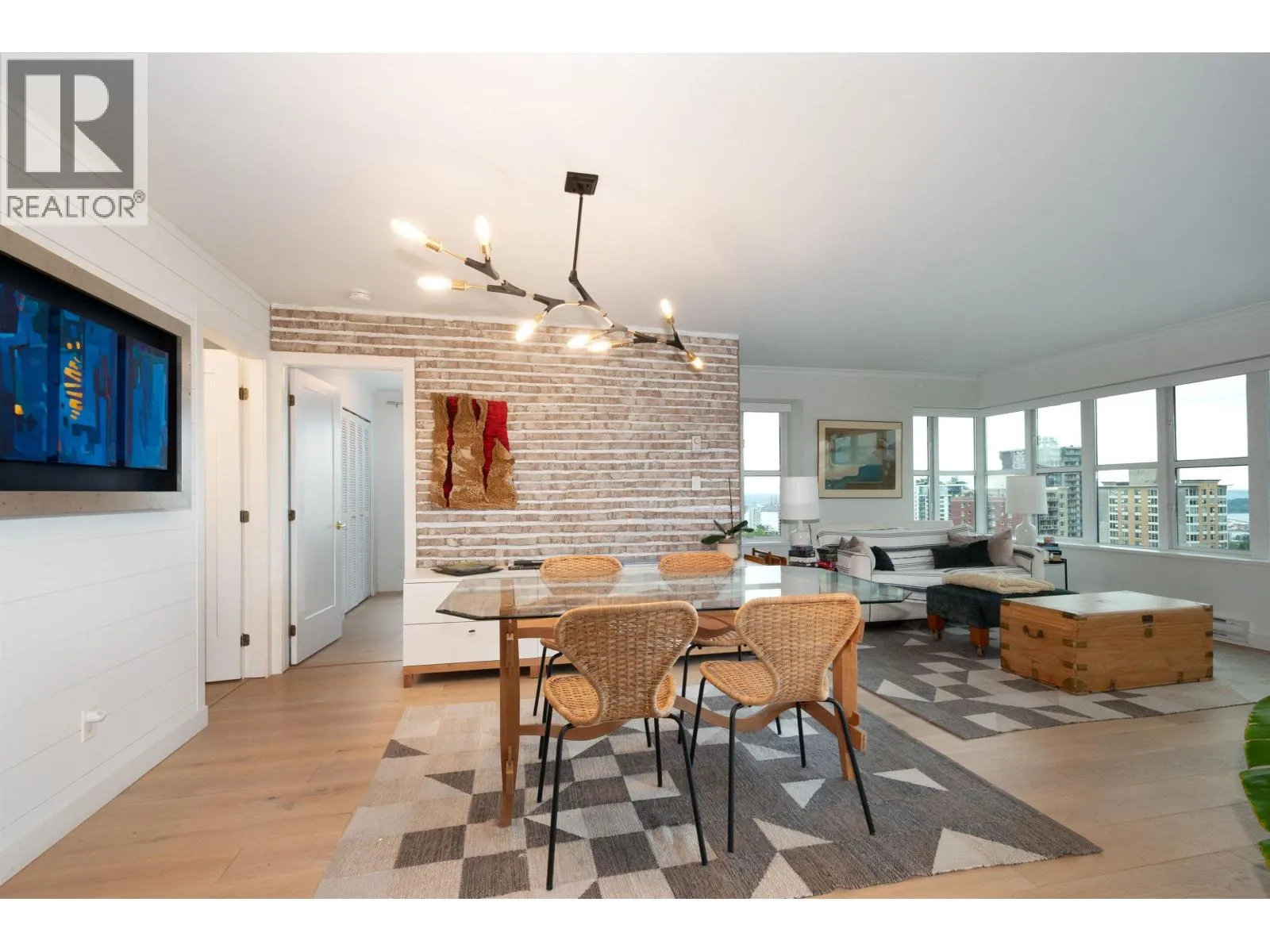 1504 1555 EASTERN AVENUE