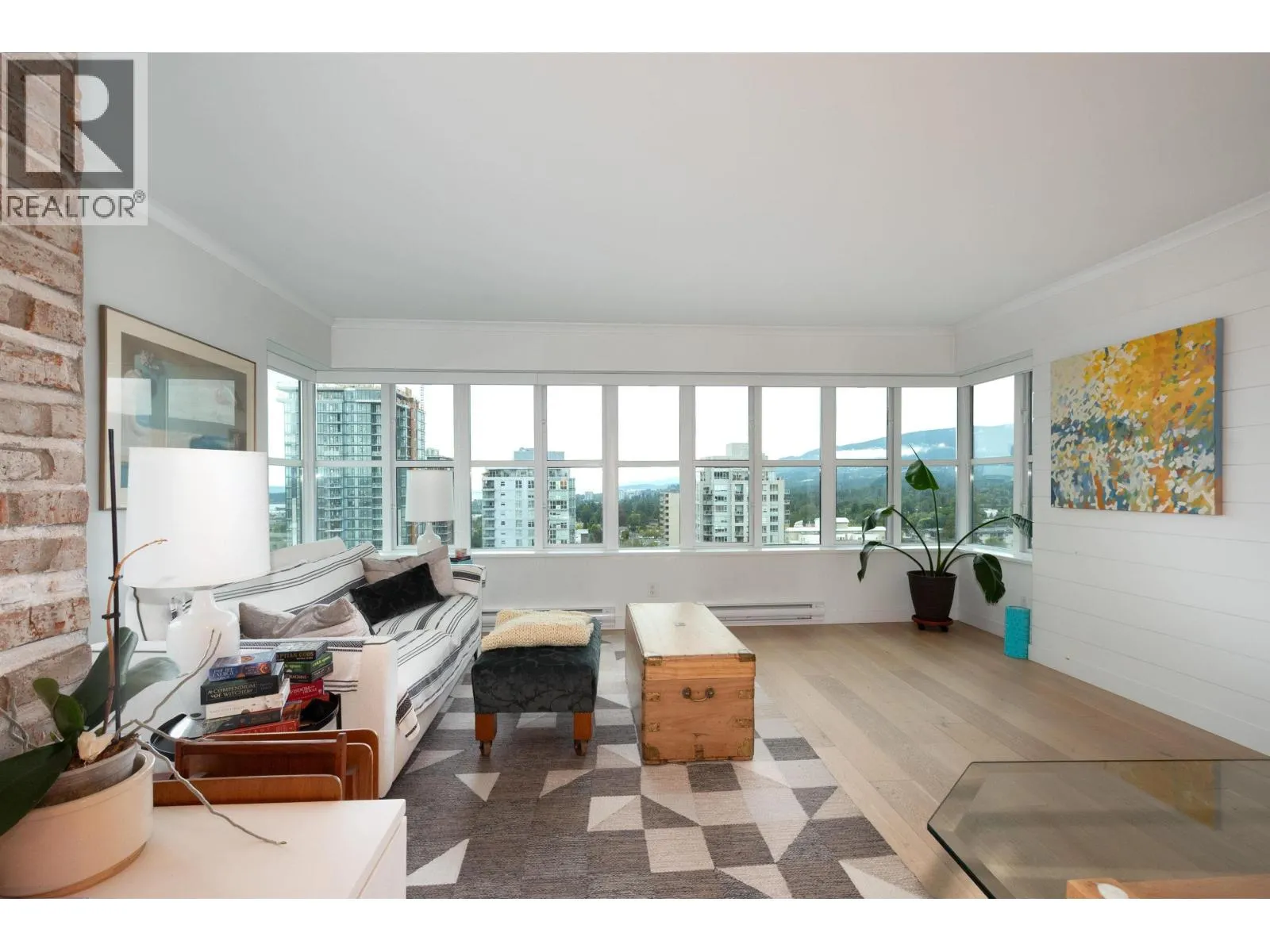 1504 1555 EASTERN AVENUE