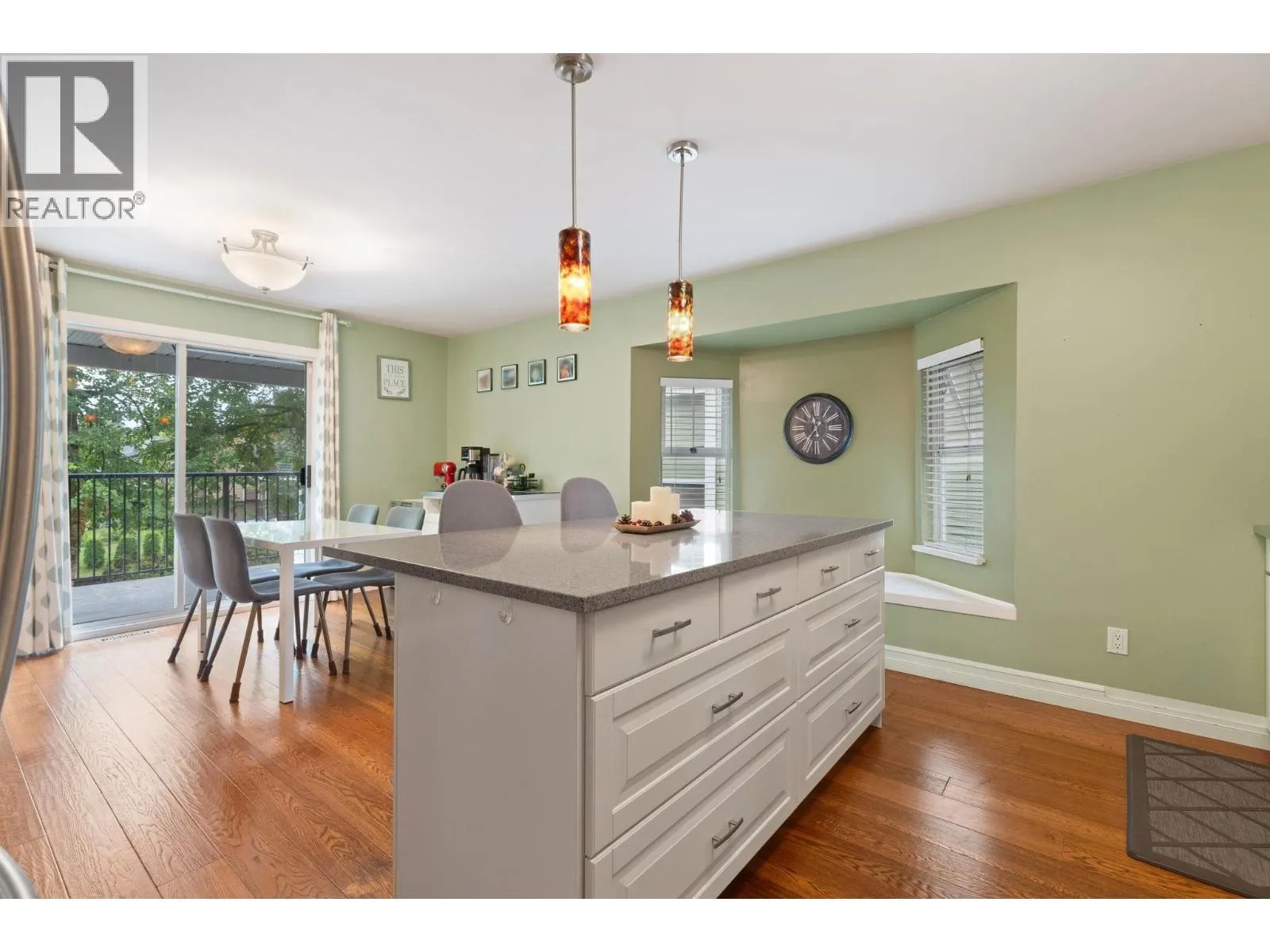 39 1140 FALCON DRIVE