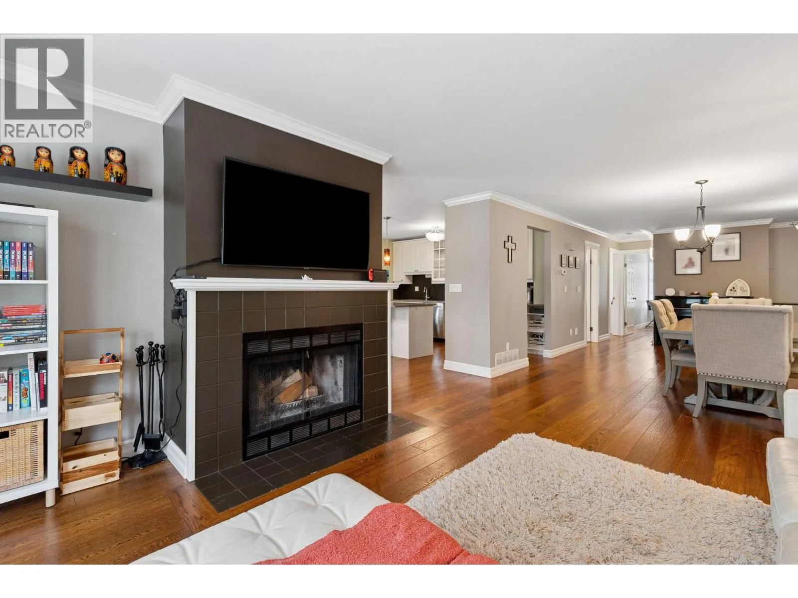 39 1140 FALCON DRIVE