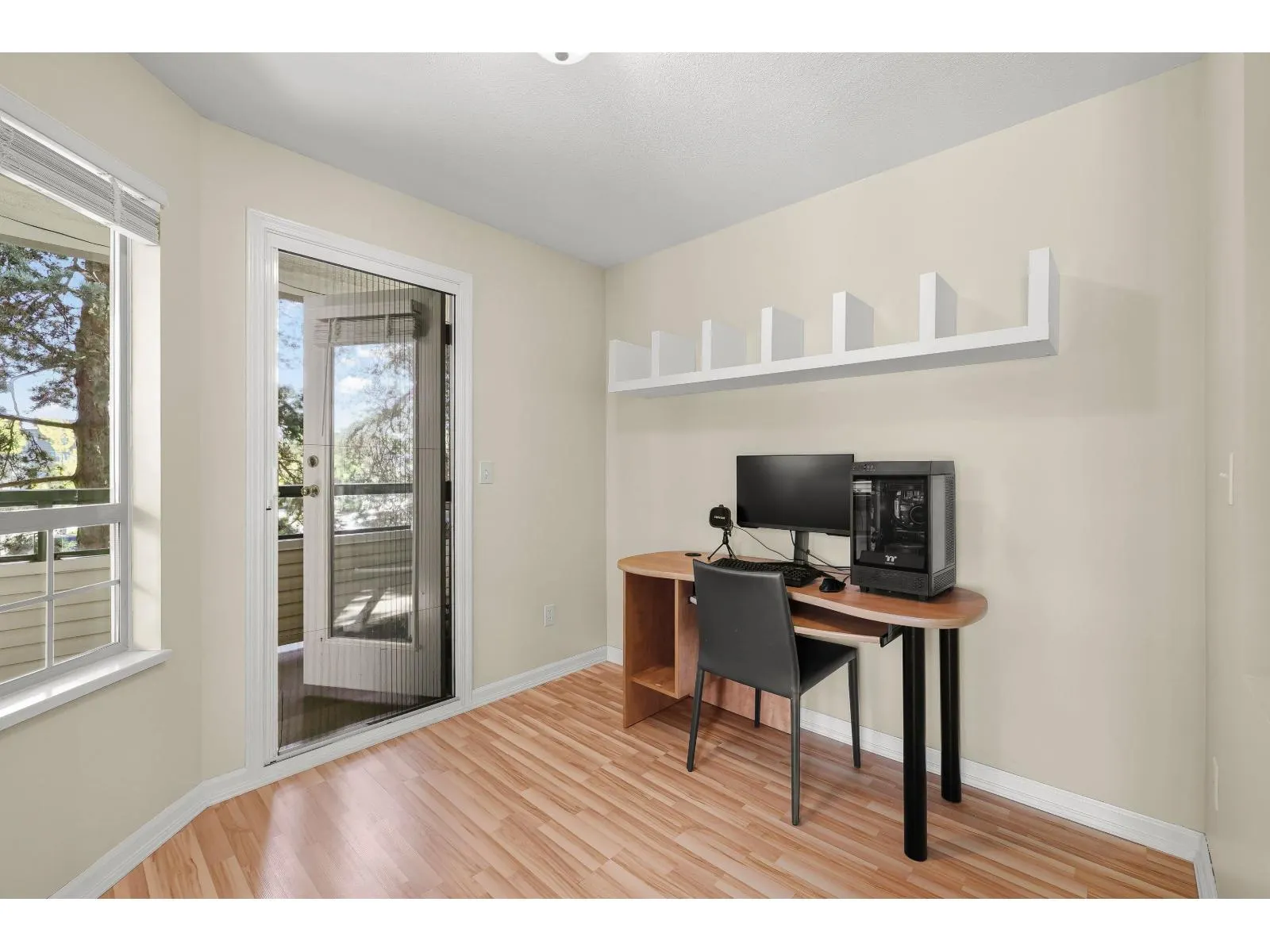 210 22025 48 AVENUE