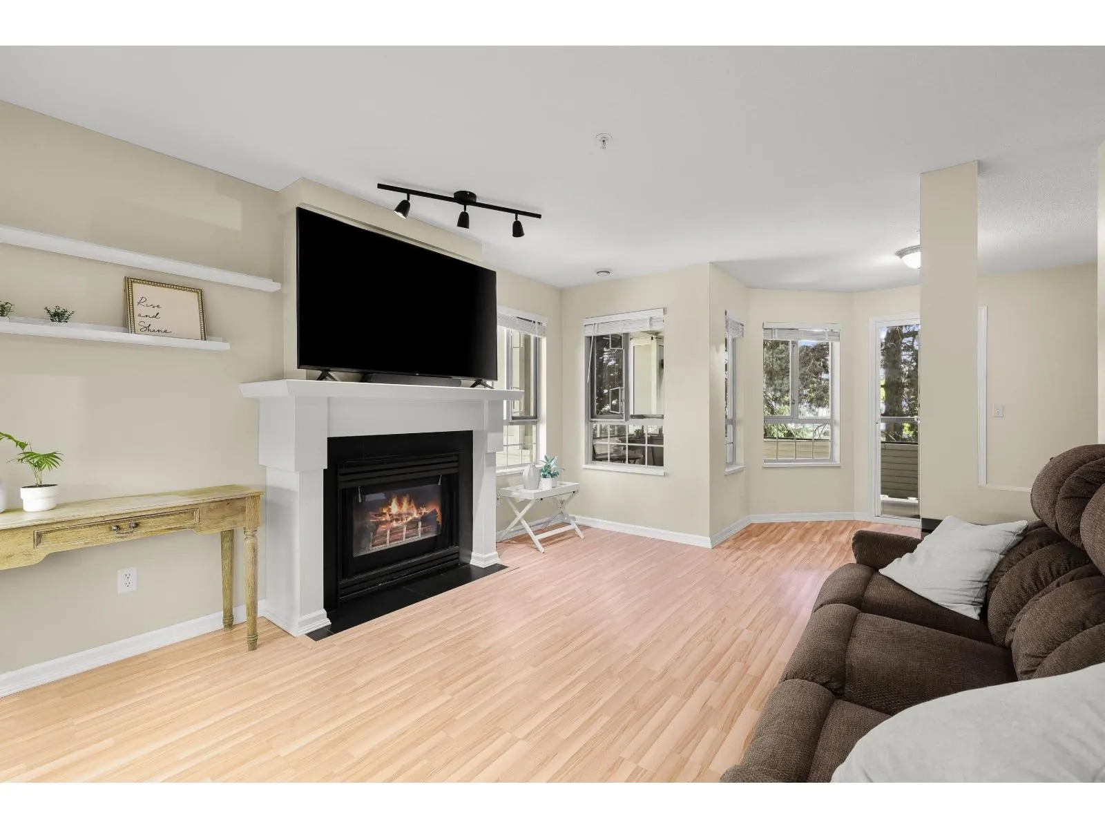 210 22025 48 AVENUE