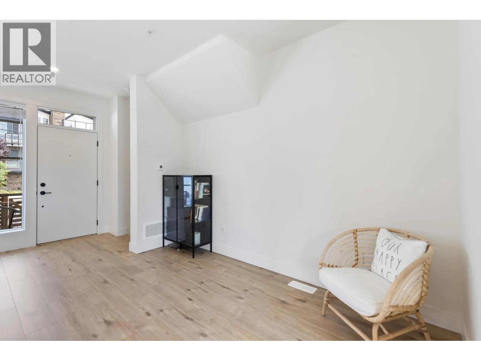 22 23183 136 AVENUE