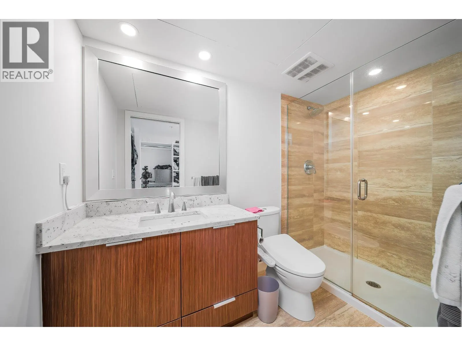 809 8699 HAZELBRIDGE WAY
