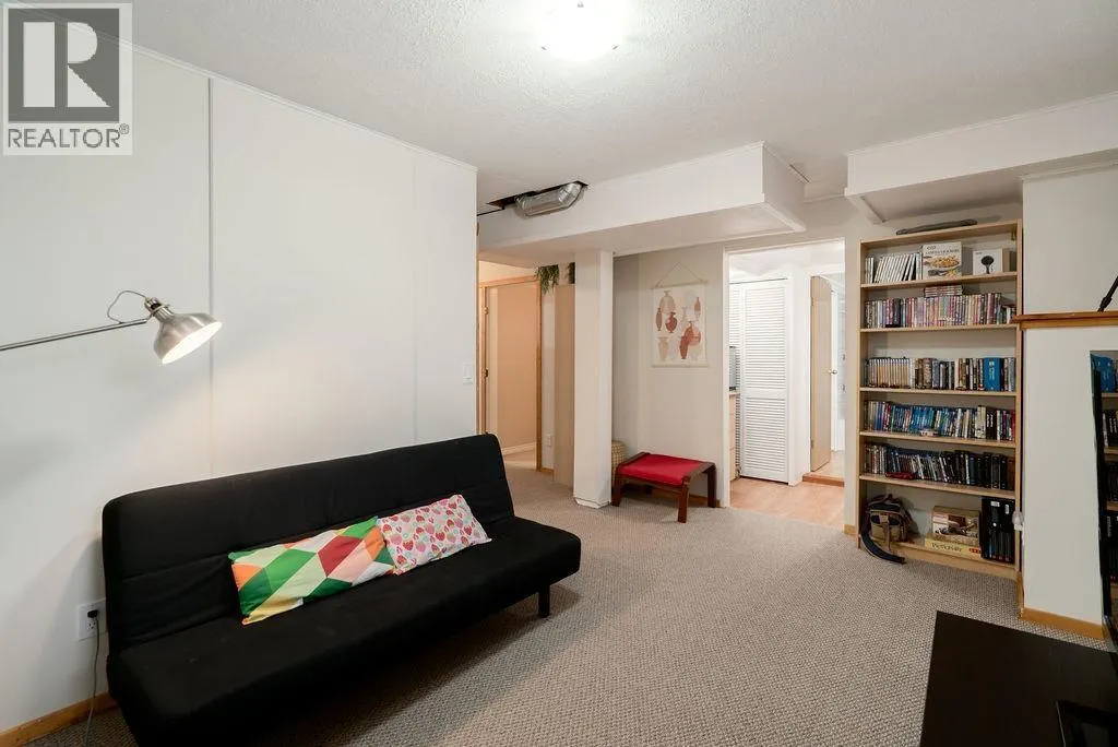 23801 KANAKA WAY