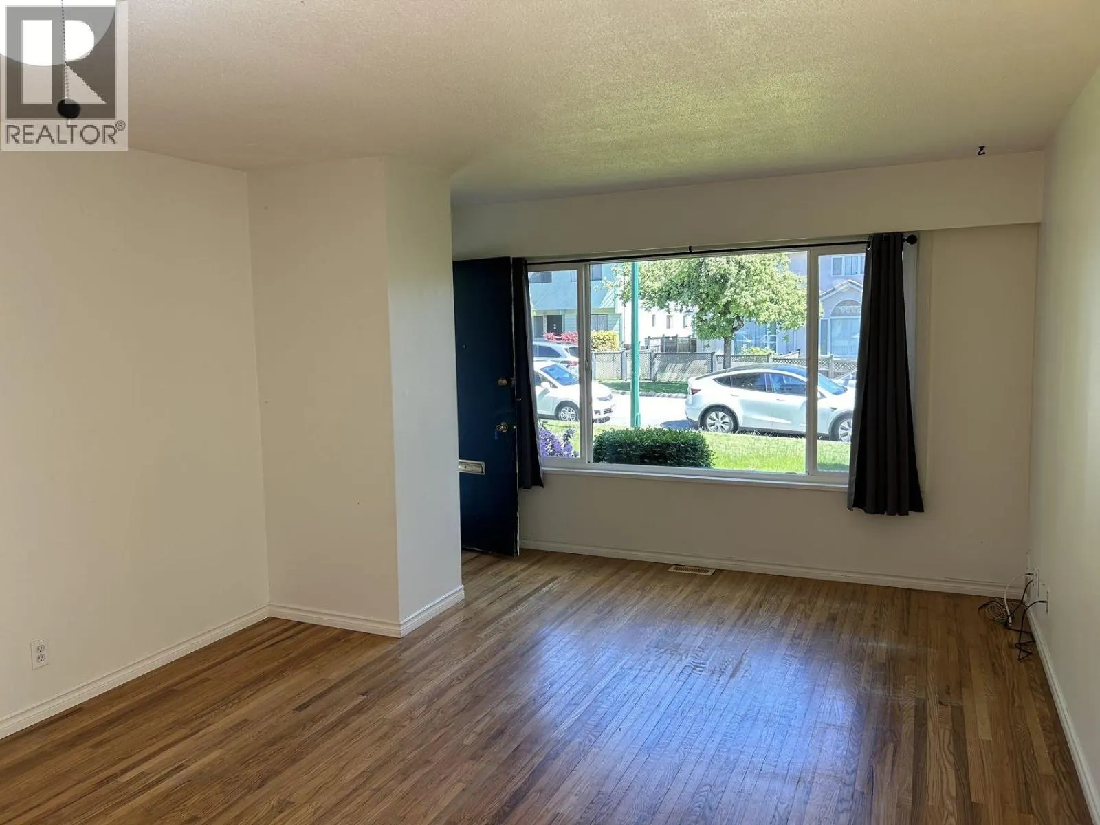 8427- 8431 SHAUGHNESSY STREET