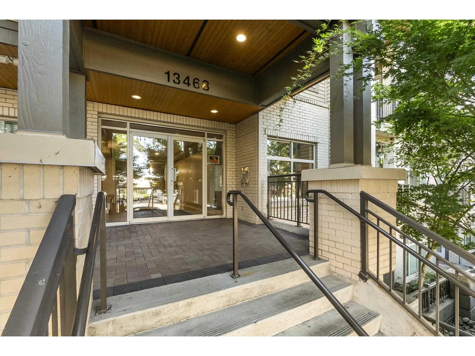 L115 13468 KING GEORGE BOULEVARD