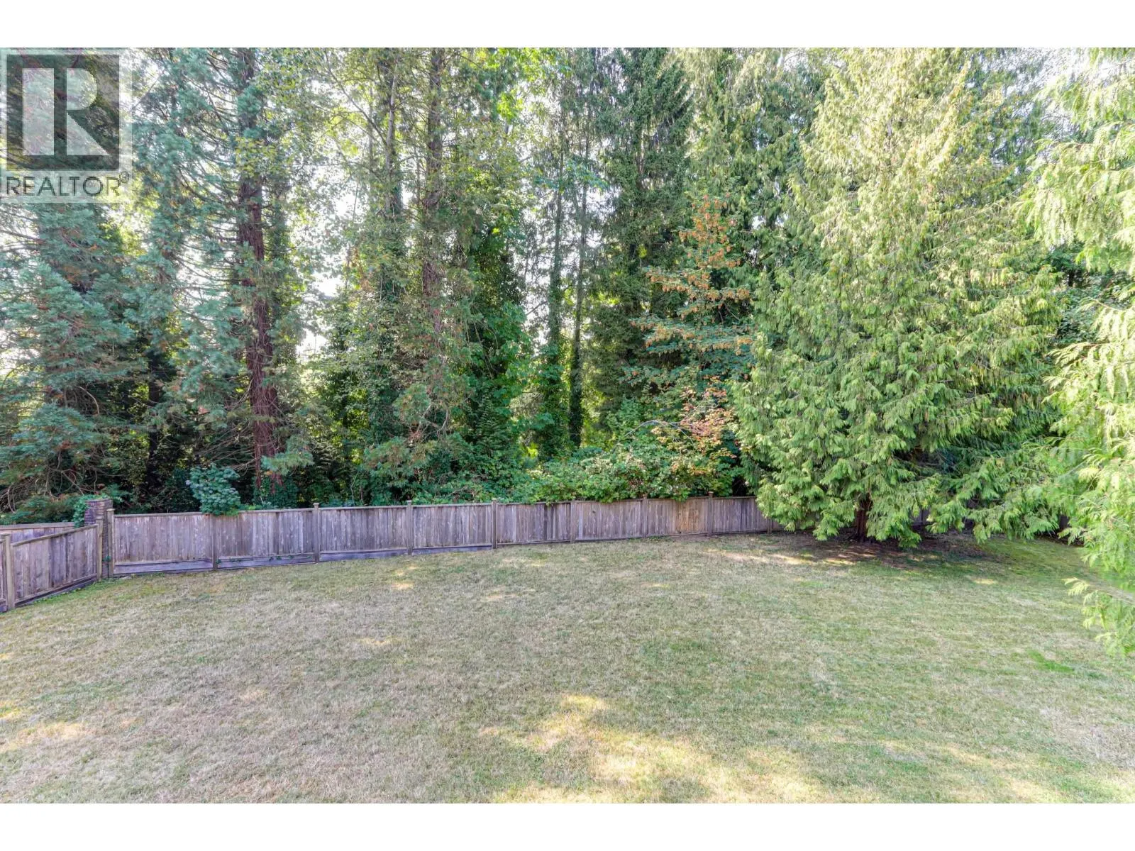 7873 WOODHURST DRIVE