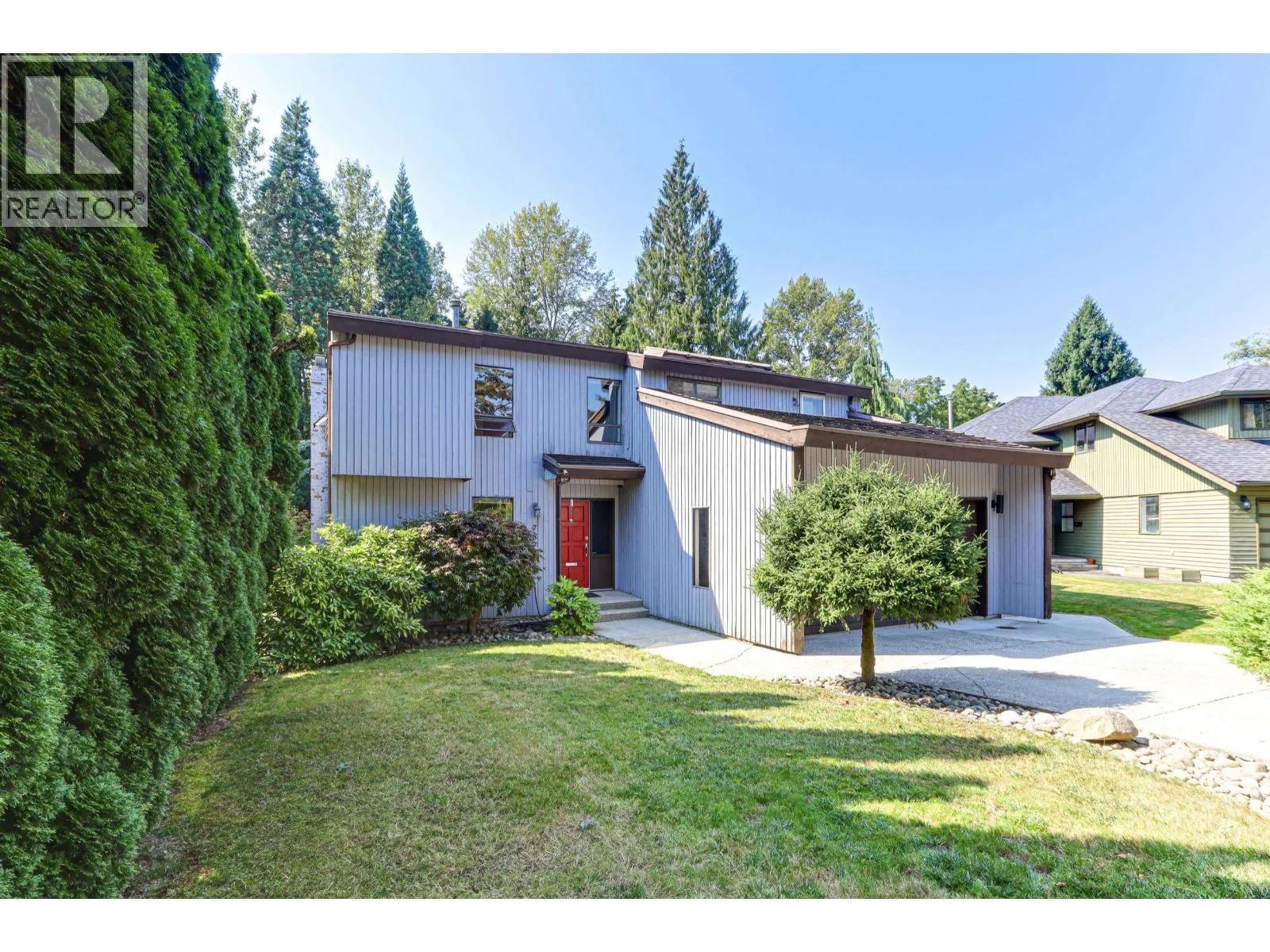 7873 WOODHURST DRIVE