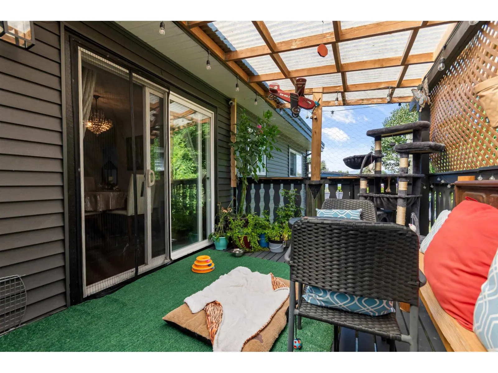 8550 NORMAN CRESCENT|Chilliwack Proper South