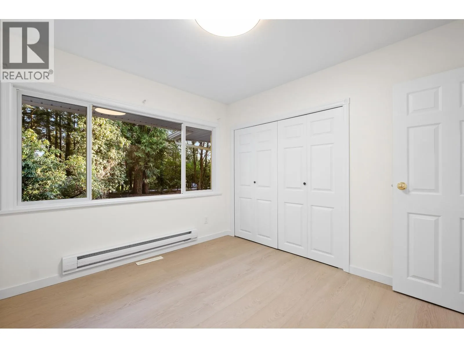 441 SOUTHBOROUGH DRIVE