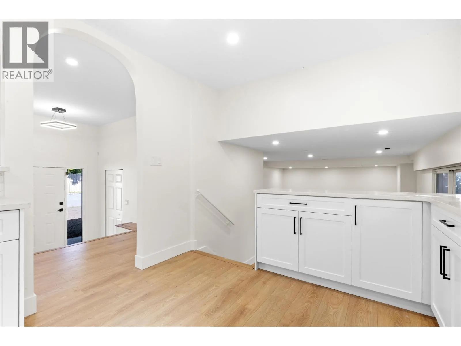 20306 116 AVENUE