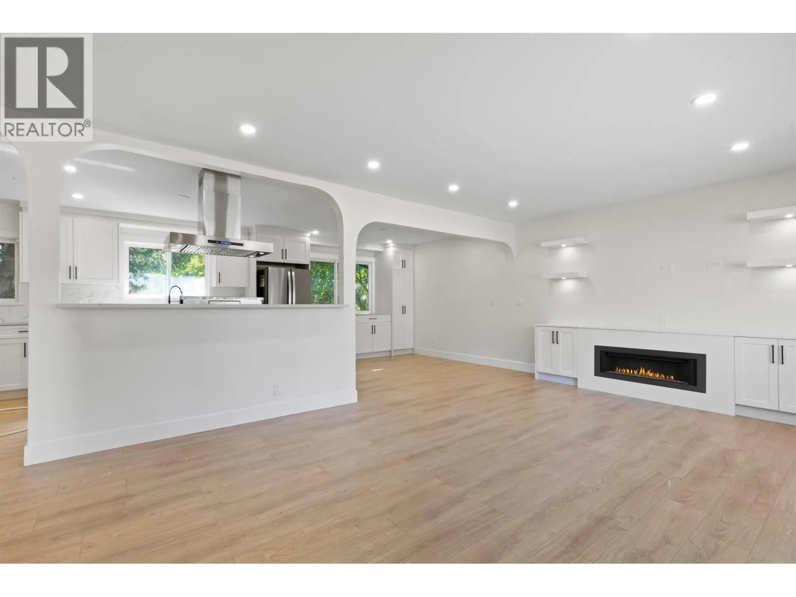 20306 116 AVENUE