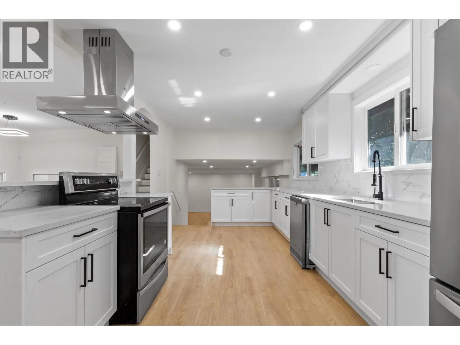 20306 116 AVENUE