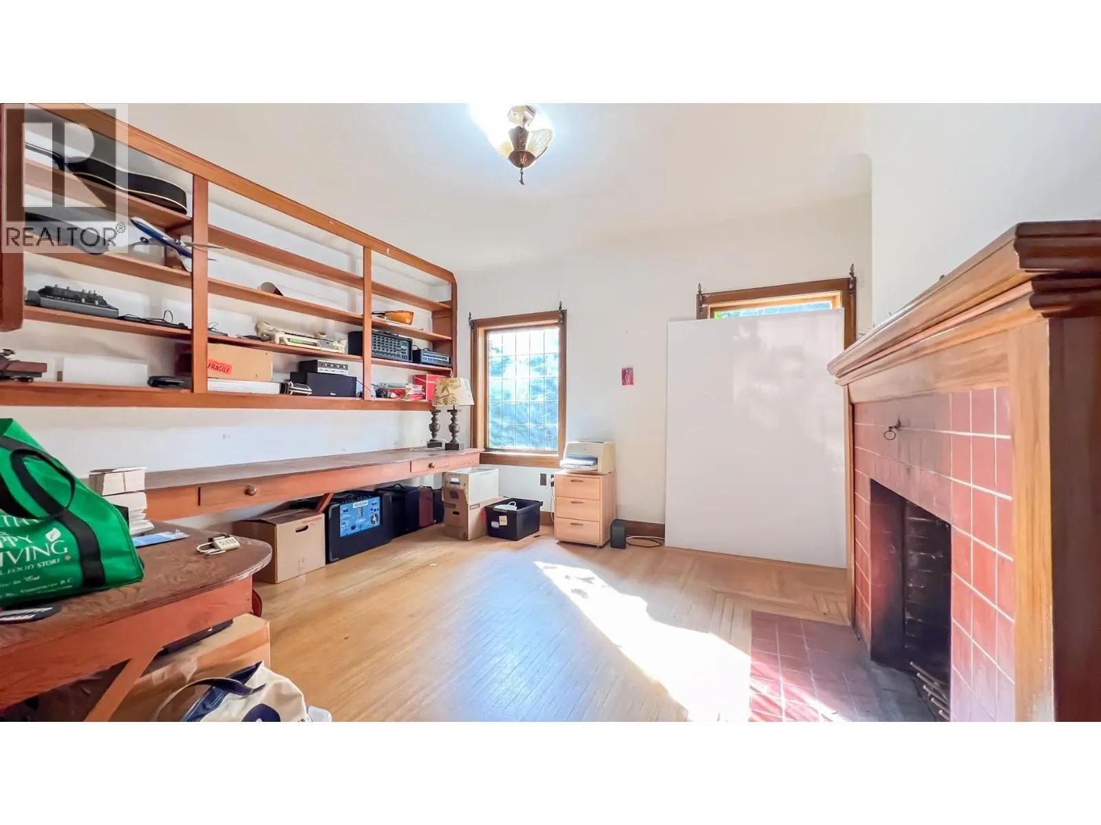 4786 DRUMMOND DRIVE