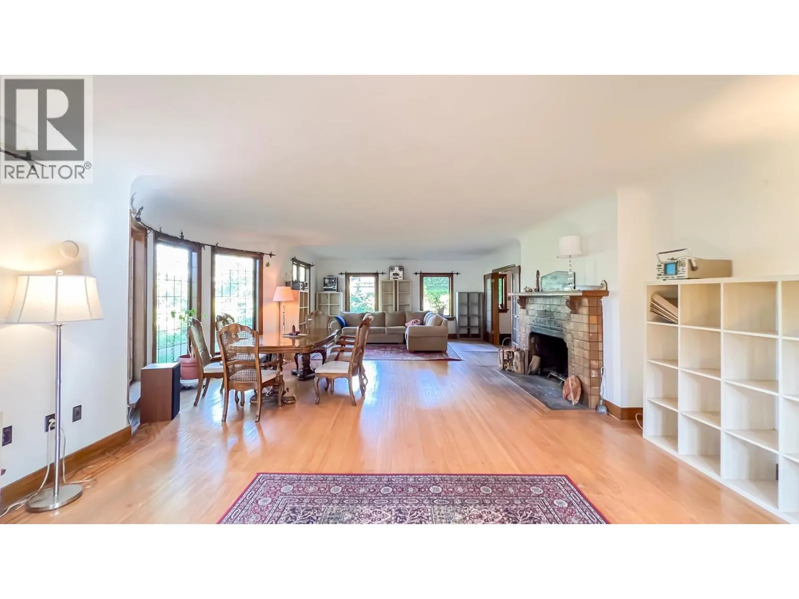4786 DRUMMOND DRIVE