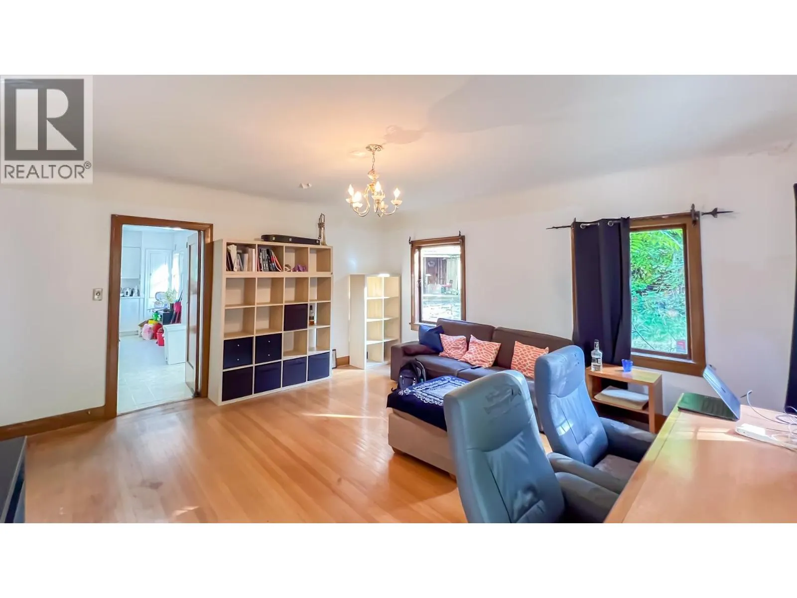 4786 DRUMMOND DRIVE