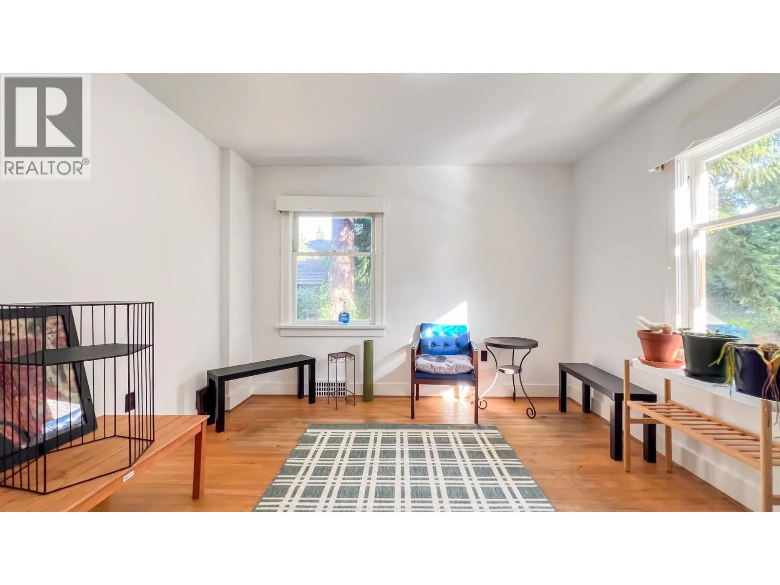 4786 DRUMMOND DRIVE