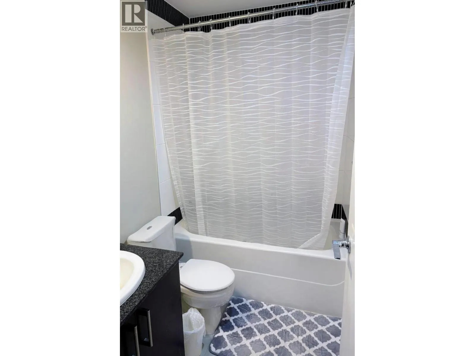 1703 4250 DAWSON STREET