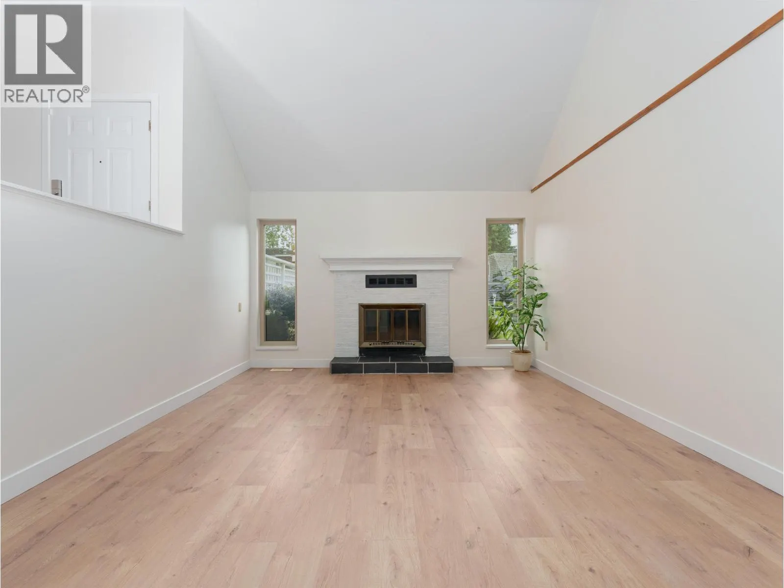 7867 MARCHWOOD PLACE