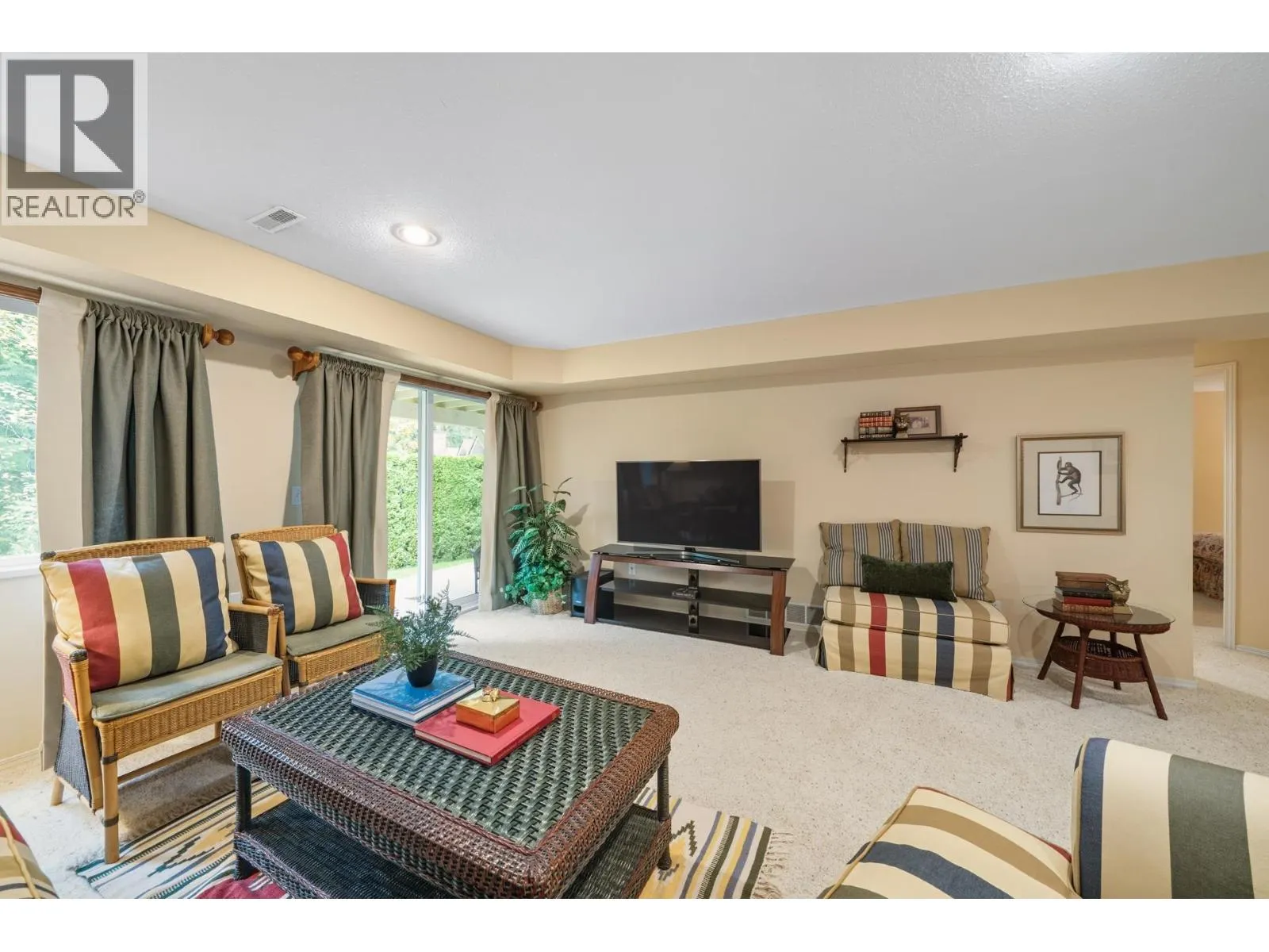 165 101 PARKSIDE DRIVE