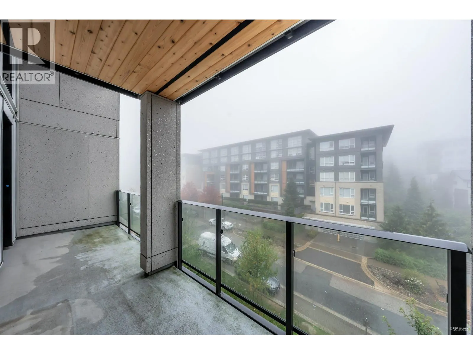 403 9888 UNIVERSITY CRESCENT
