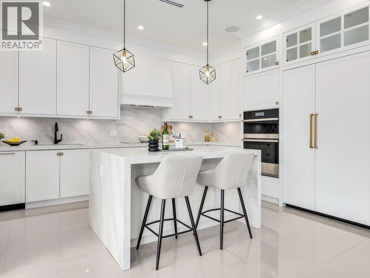 7586 LANCING PLACE