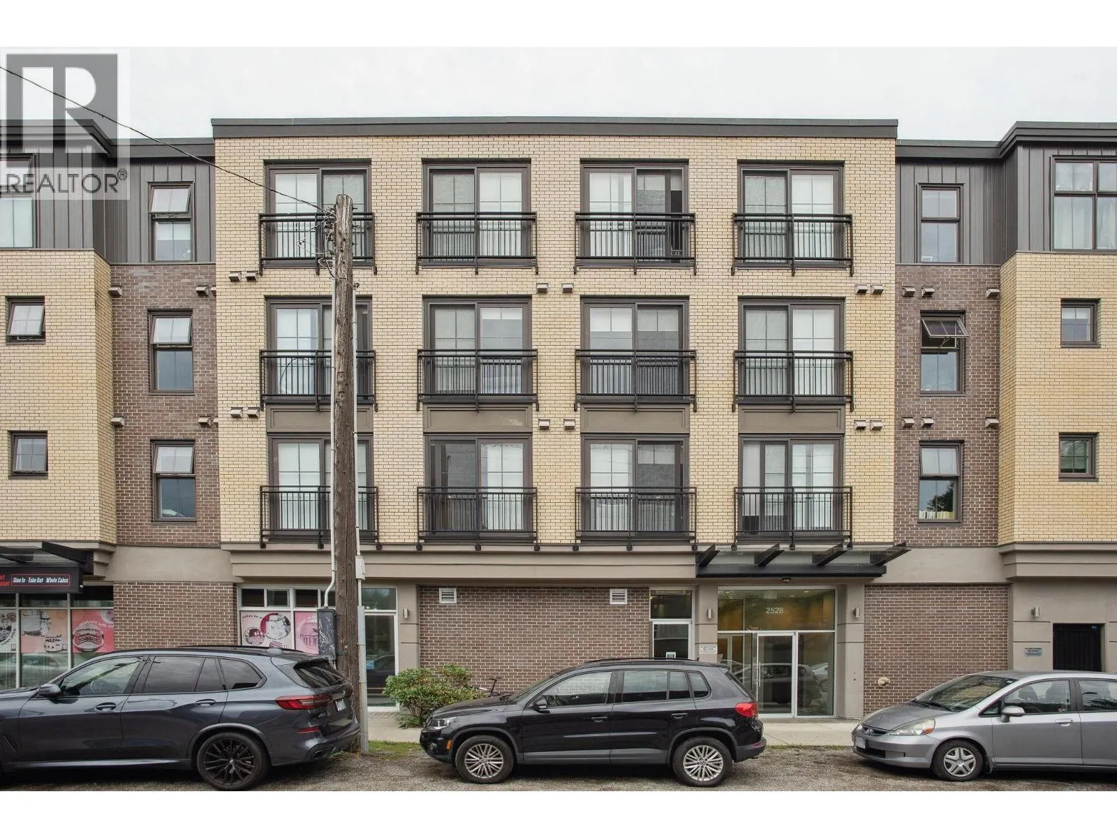 309 2528 COLLINGWOOD STREET