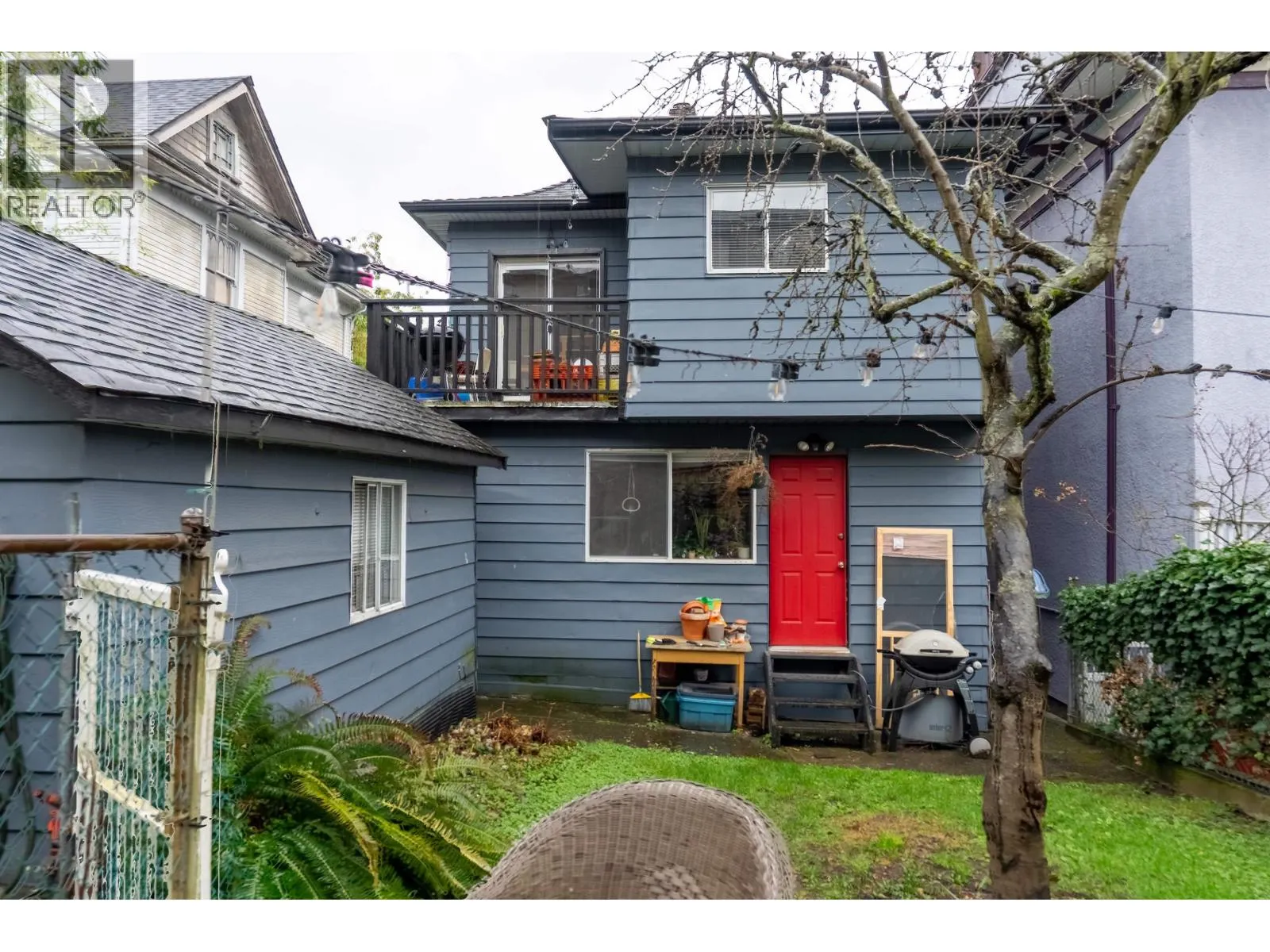 610 SALSBURY DRIVE