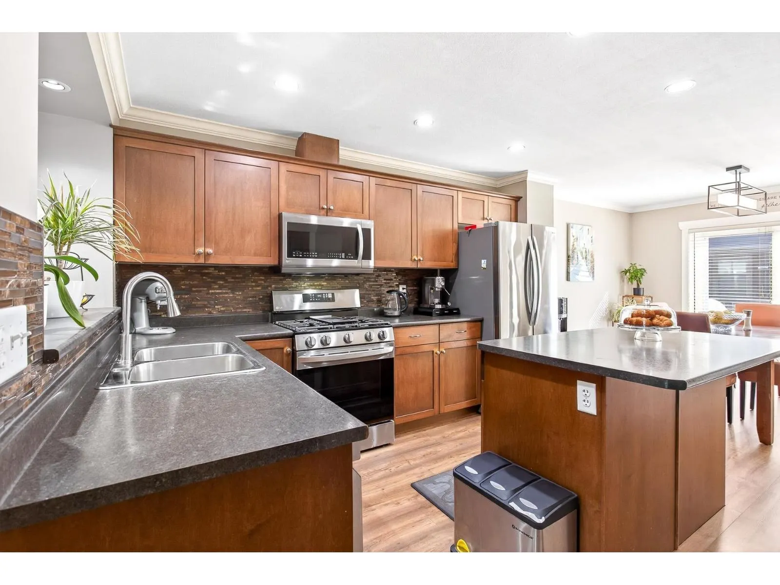 12 45085 WOLFE ROAD|Chilliwack Proper West
