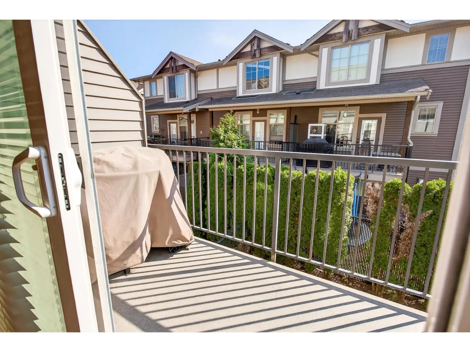 12 45085 WOLFE ROAD|Chilliwack Proper West