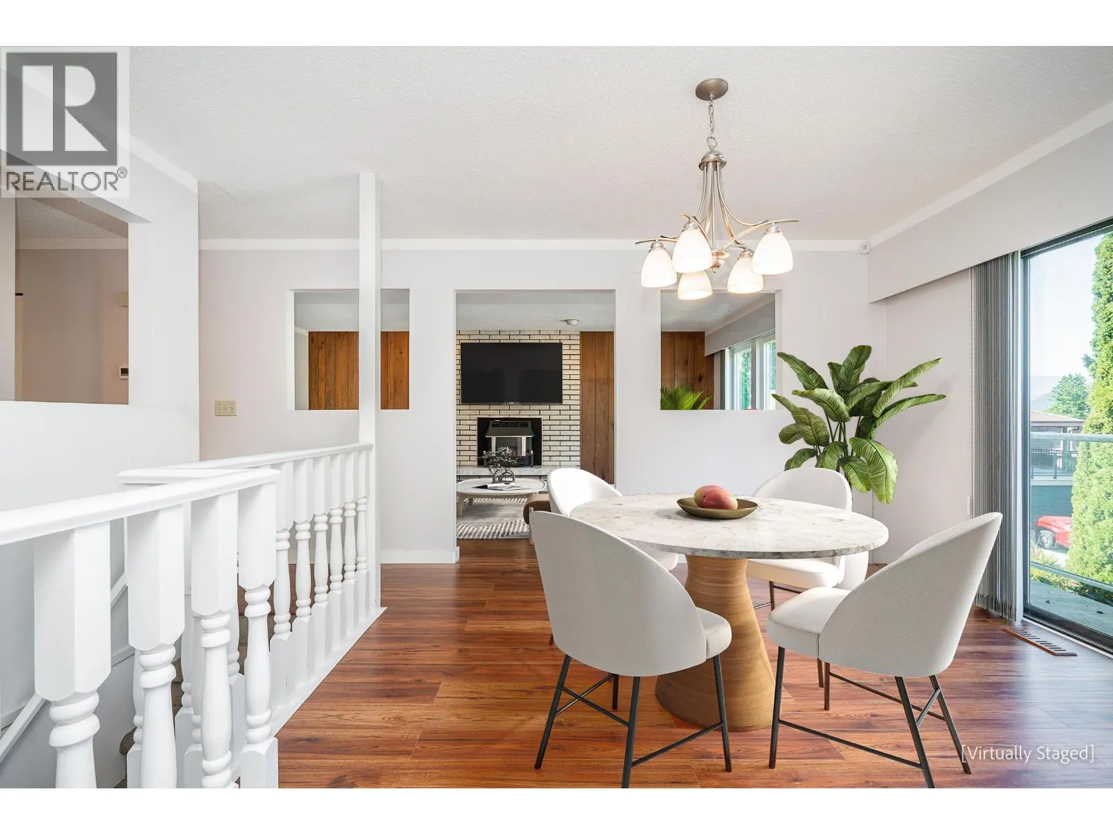 5 TUXEDO PLACE