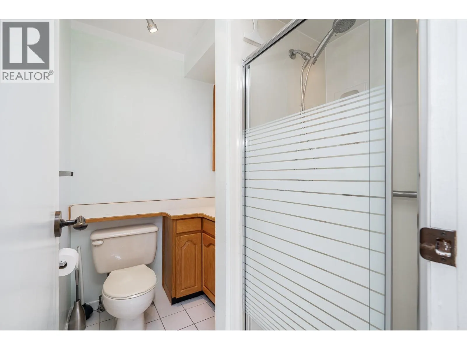 5 TUXEDO PLACE