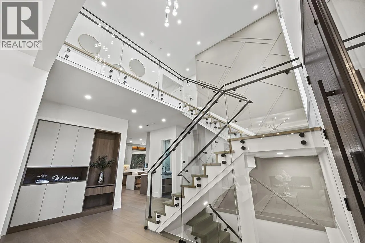 687 FOLSOM STREET