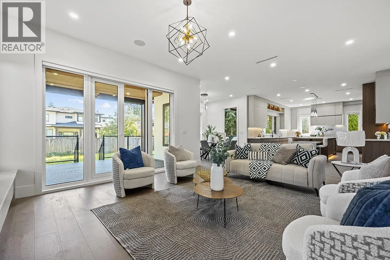 687 FOLSOM STREET