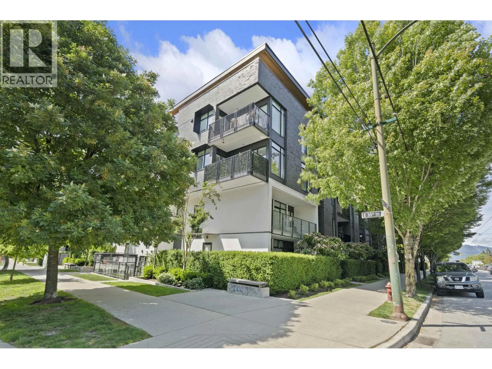 602 5085 MAIN STREET