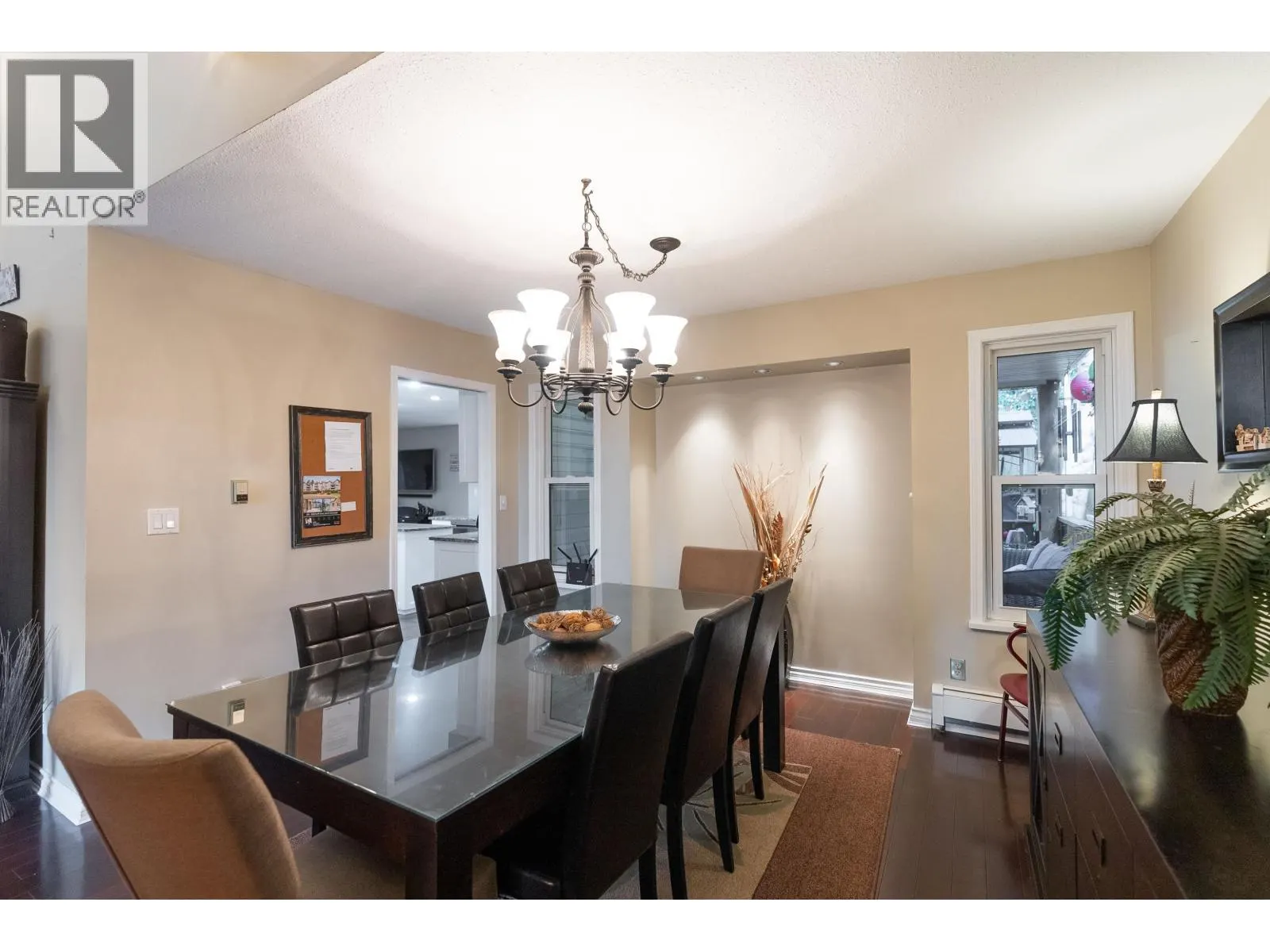 318 ROCHE POINT DRIVE